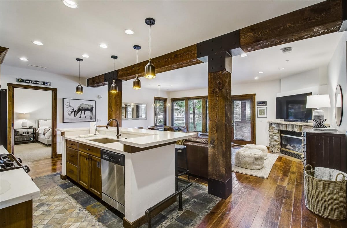 Image of Condo for Sale in Deer Valley - walking distance to Snow Park Village & Skiing in Park City, Utah