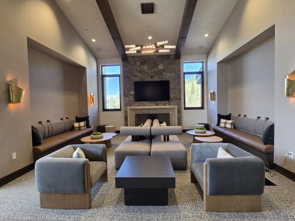 Interior of The Colony's private ski lounge, featuring seating and gathering spaces for homeowners and guests.