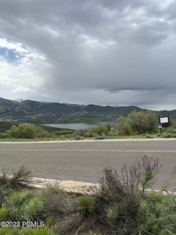 1123 E Lasso Trail, Hideout, UT 84036