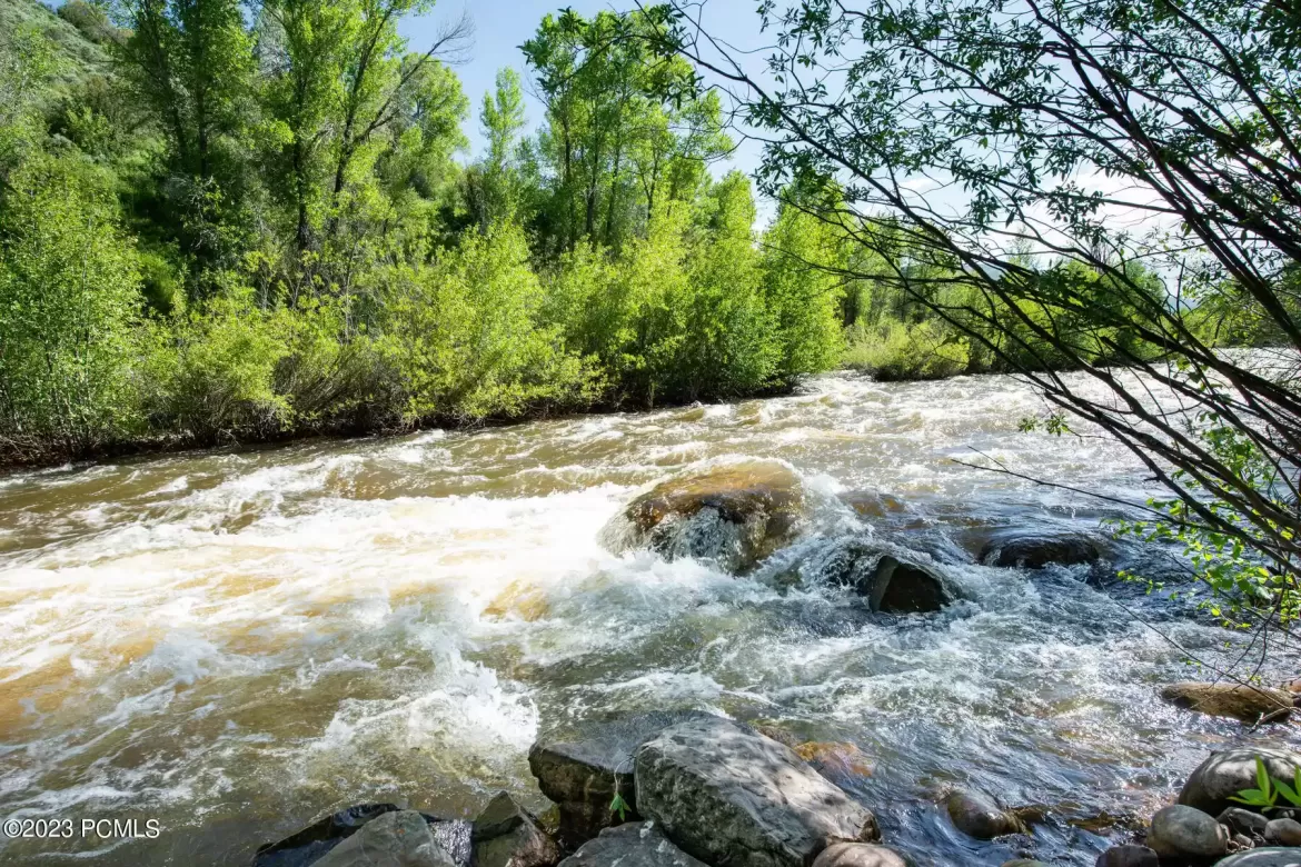 5050 Weber Canyon Rdd, Oakley, Utah 84055