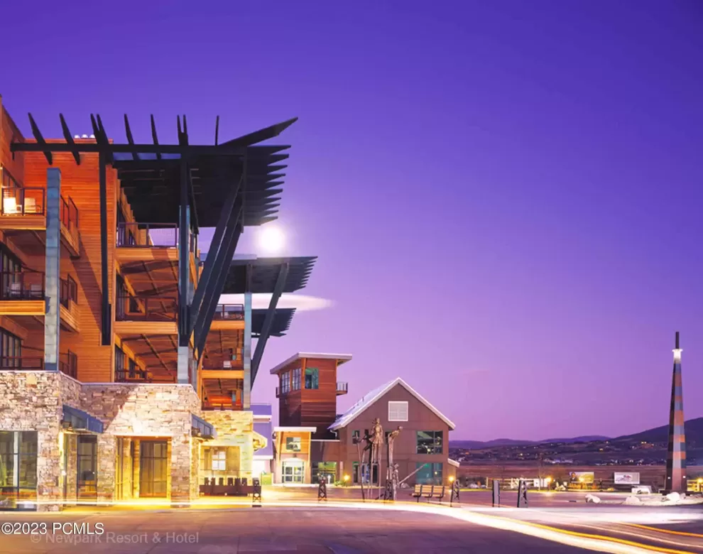 1456 Newpark Boulevard Unit 422, Park City, UT 84098