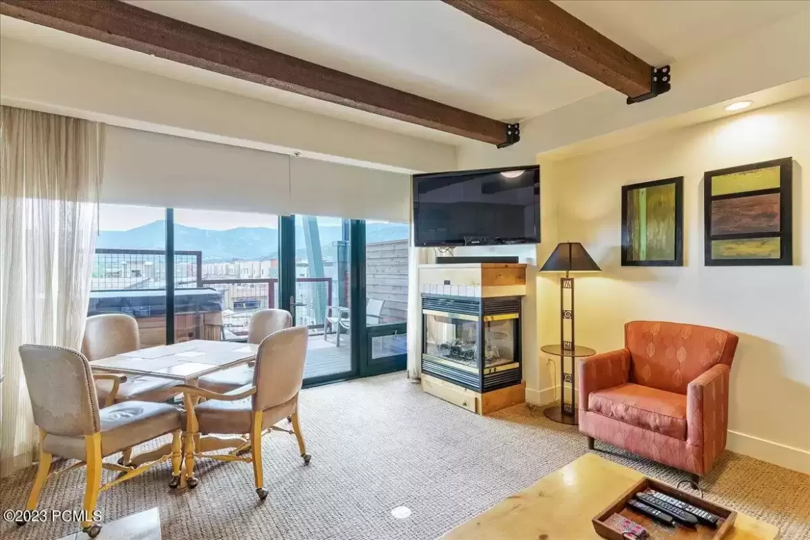 1456 Newpark Boulevard Unit 422, Park City, UT 84098