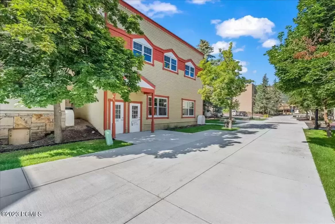 2052 Prospector Avenue, Park City, Utah 84060