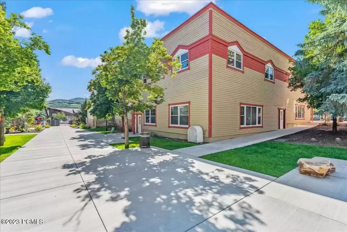 2052 Prospector Avenue, Park City, Utah 84060