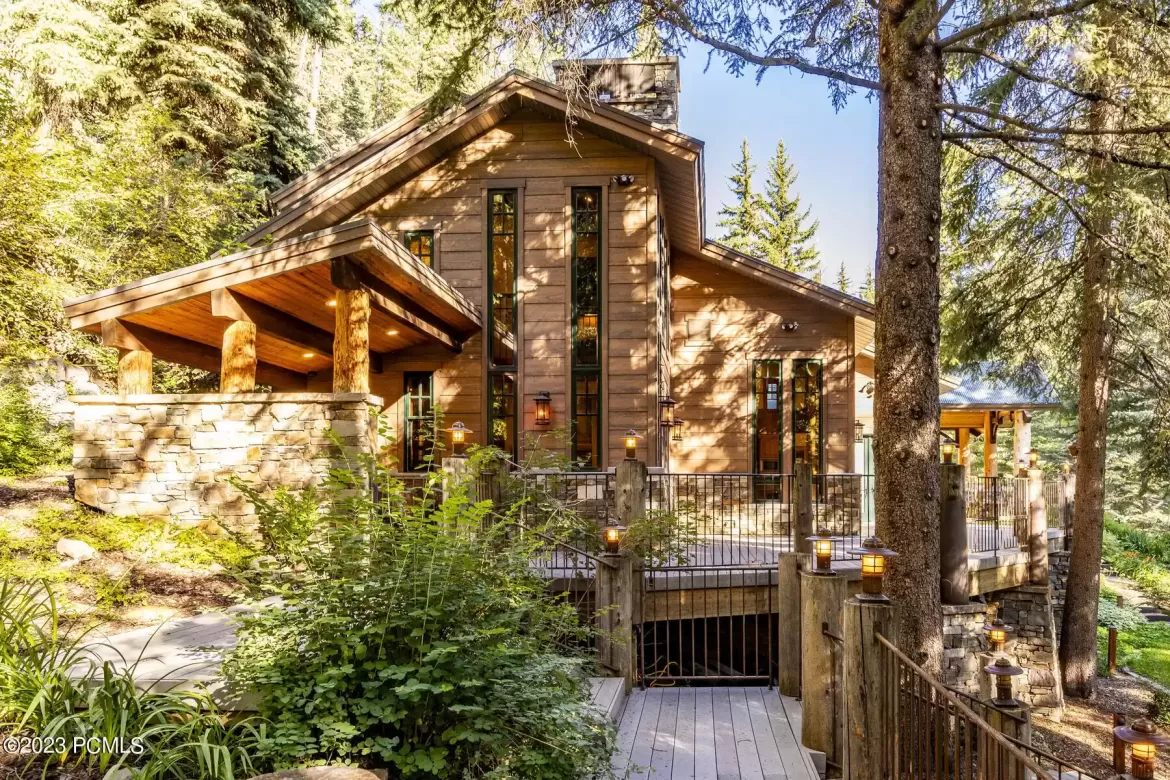 9221 Mile 23 Lane, Sundance, Utah 84604