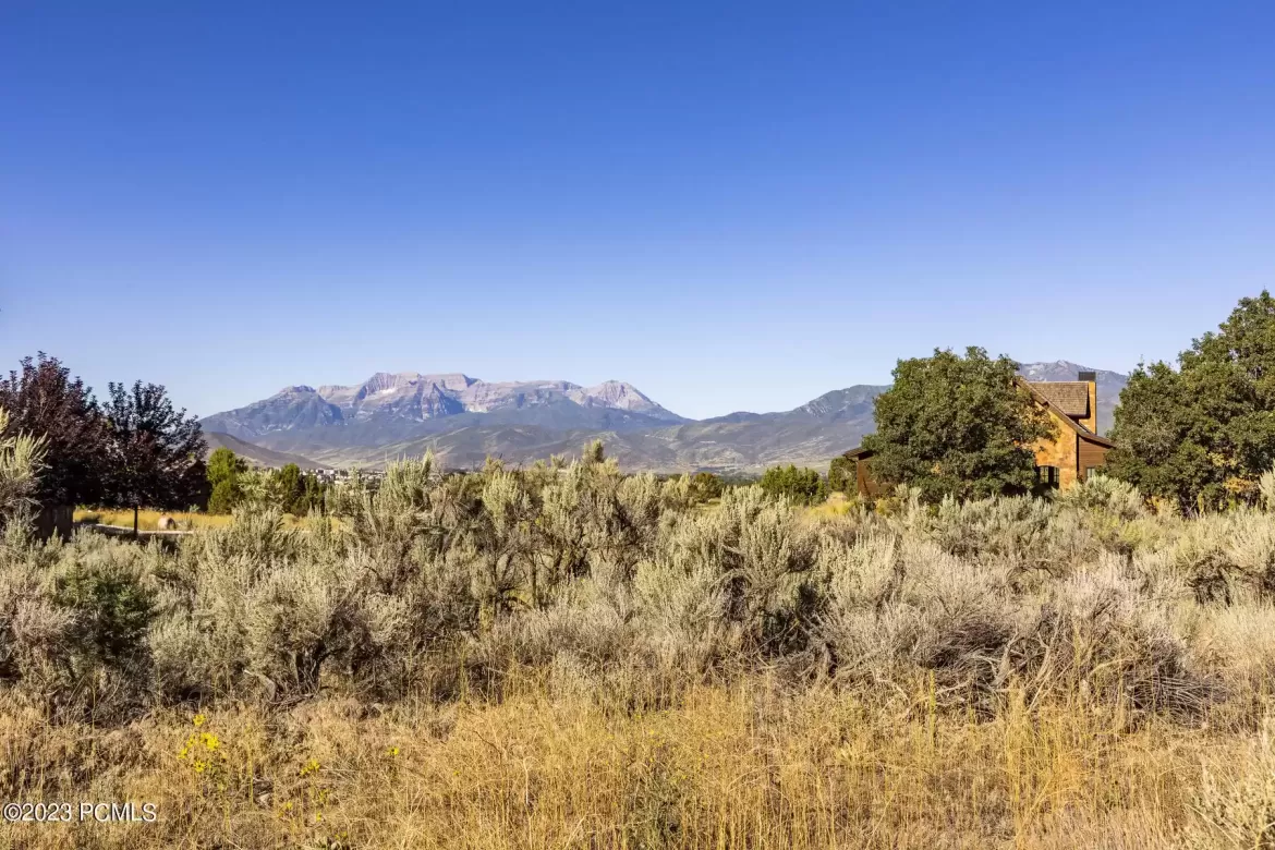 91 Club Cabins Way, Heber City, Utah 84032