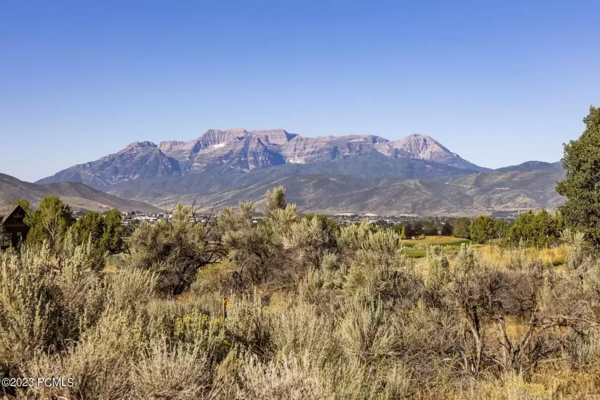 91 Club Cabins Way, Heber City, Utah 84032