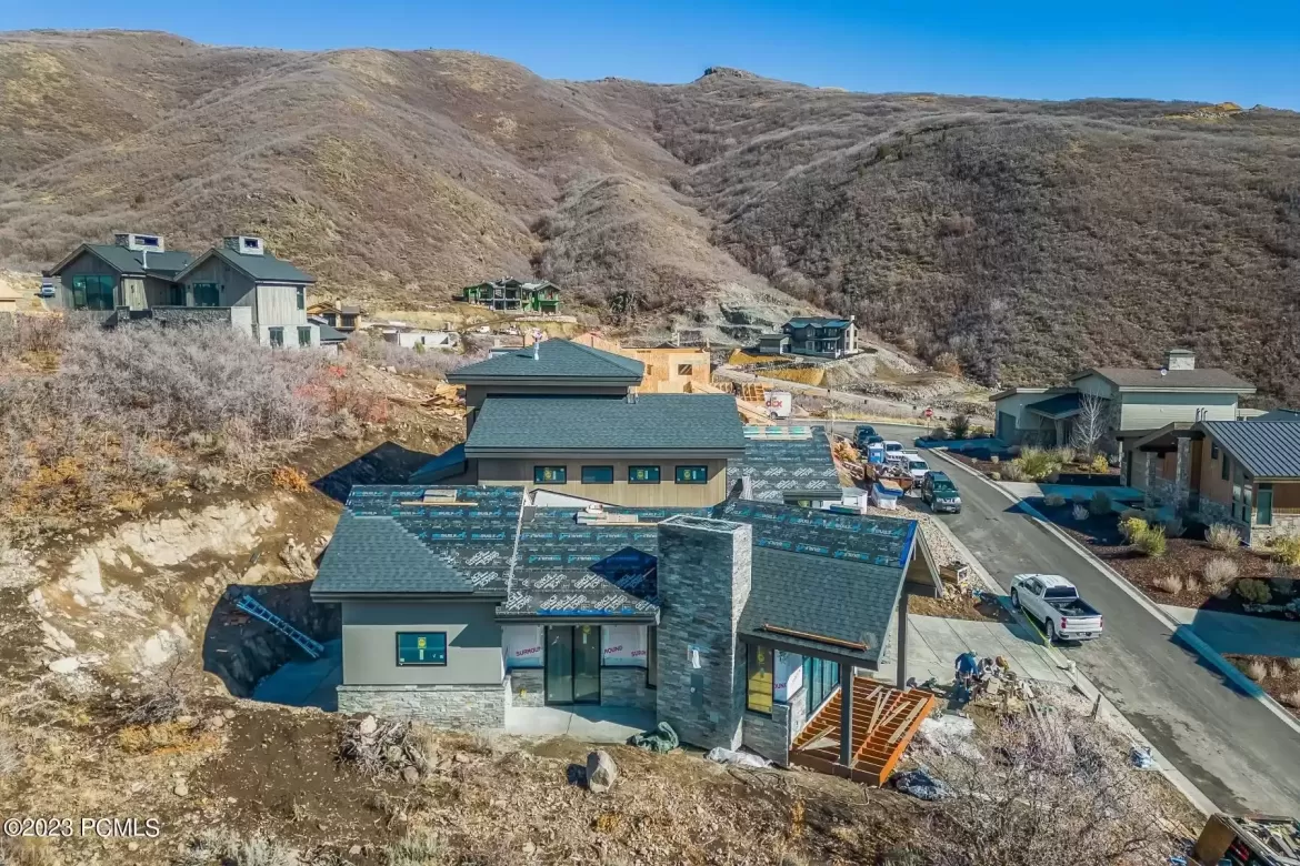 1203 Black Hawk Way, Hideout, Utah 84036