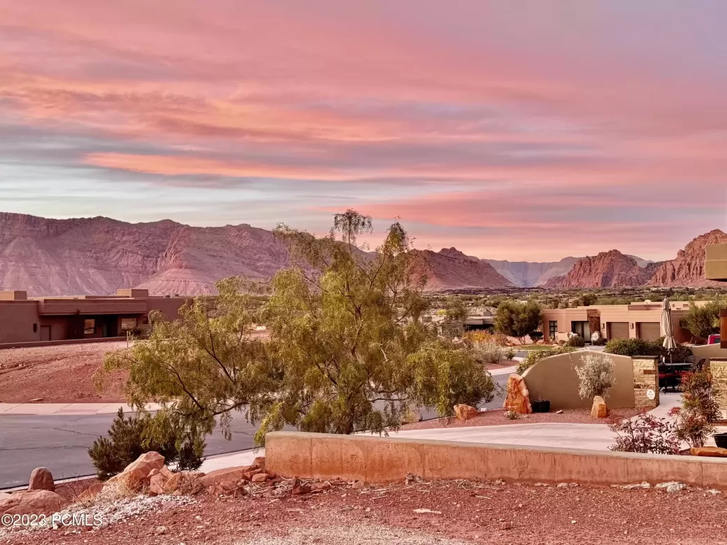 2549 Sinagua Trail, St. George, Utah 84770