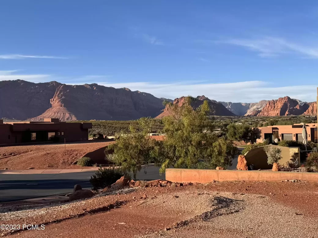 2549 Sinagua Trail, St. George, Utah 84770