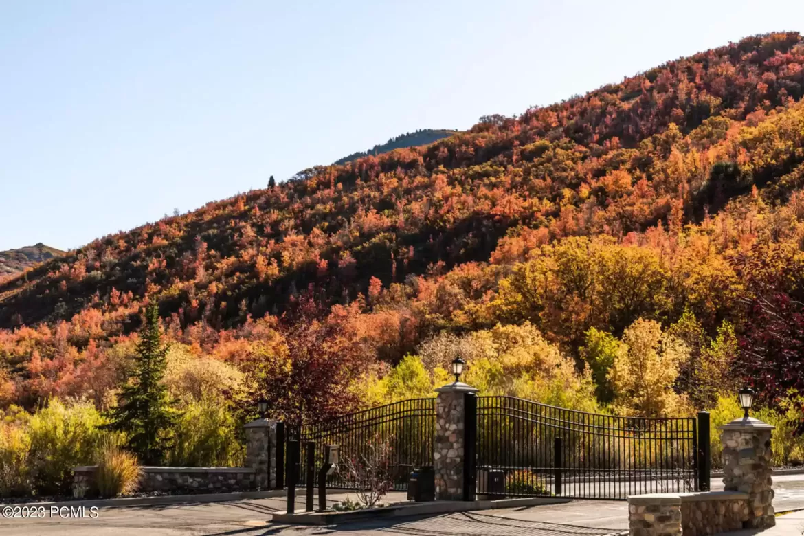232 S Maryfield Drive, Salt Lake City, UT 84108