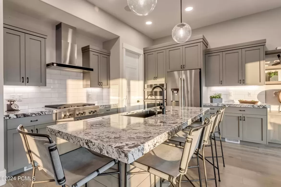 11563 Sailwater Lane Unit 14, Hideout, Utah 84036