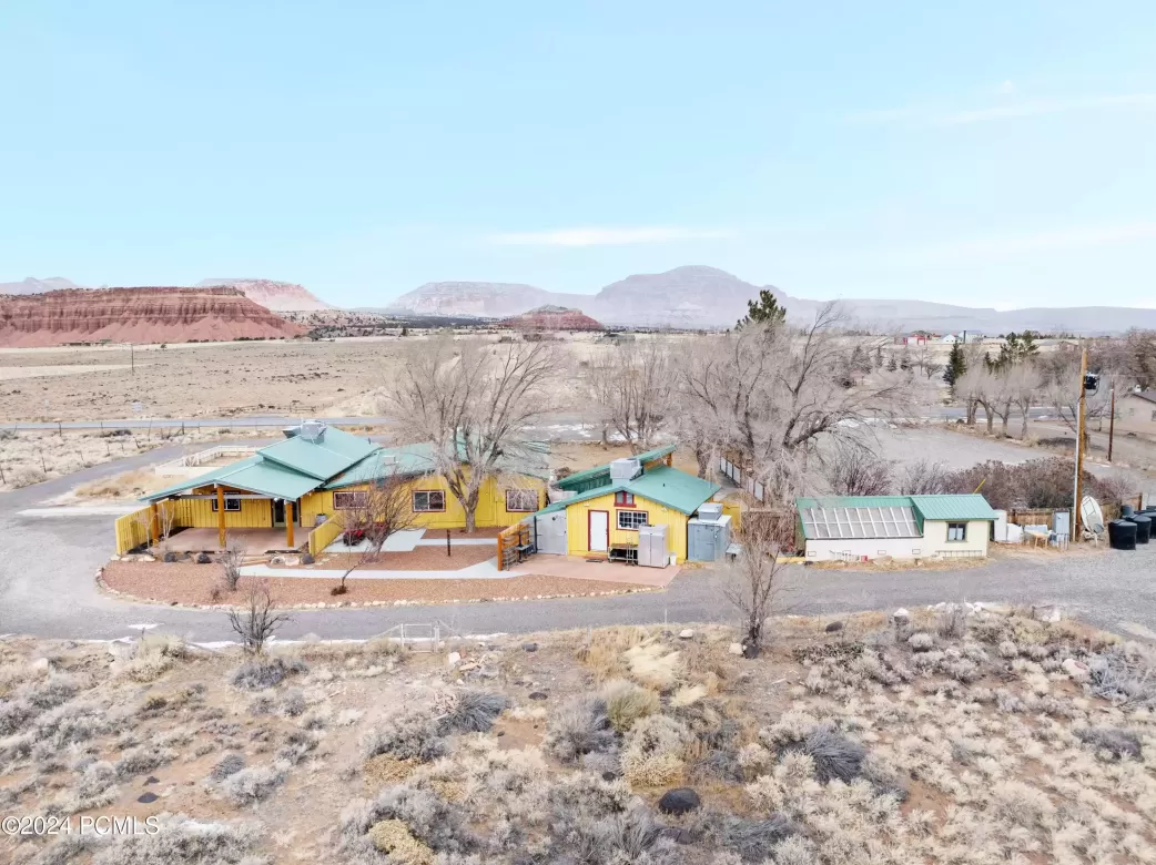 611 Sr 24, Torrey, Utah 84775