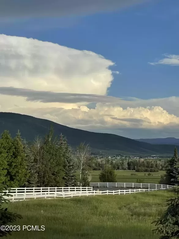 795 Bridle Way, Oakley, UT 84055