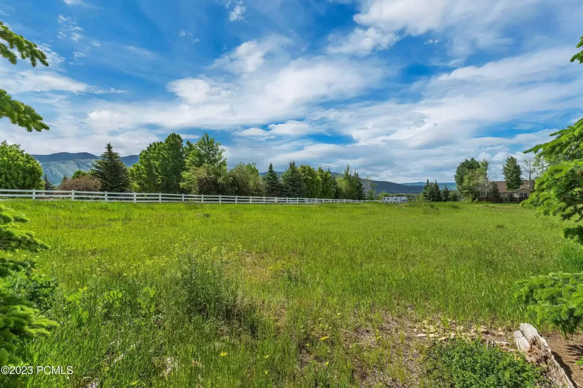 795 Bridle Way, Oakley, UT 84055