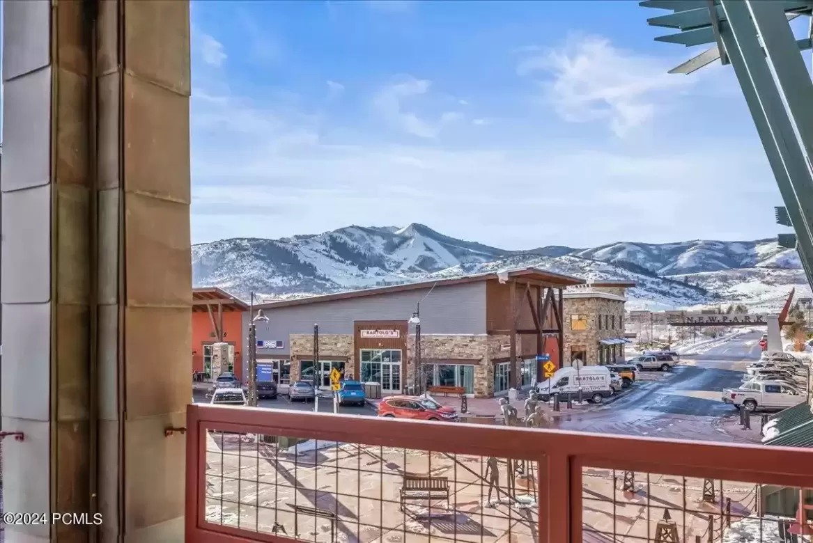 1456 Newpark Boulevard Unit 218, Park City, Utah 84098