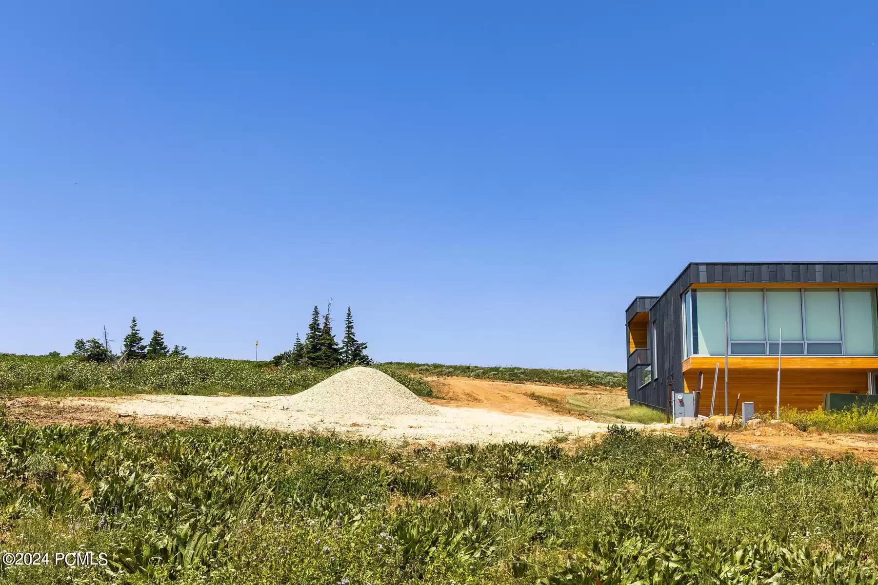 8495 Cobabe Court, Eden, Utah 84310