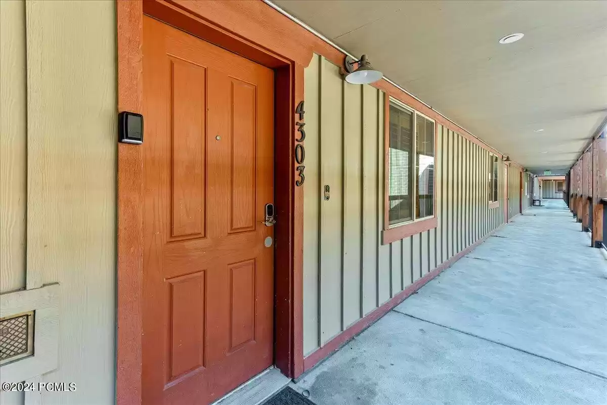 5501 N Lillehammer Lane Unit 4303, Park City, UT 84098