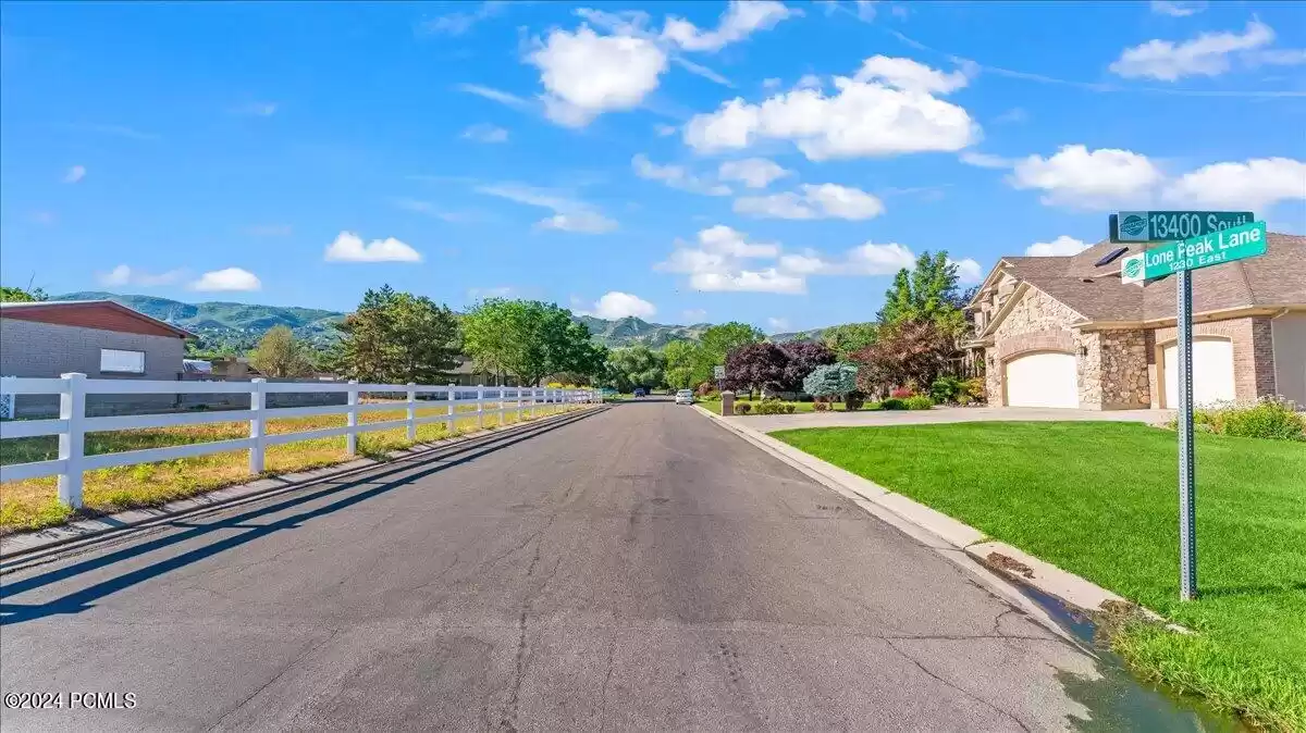 13422 Lone Peak Lane, Draper, Utah 84020