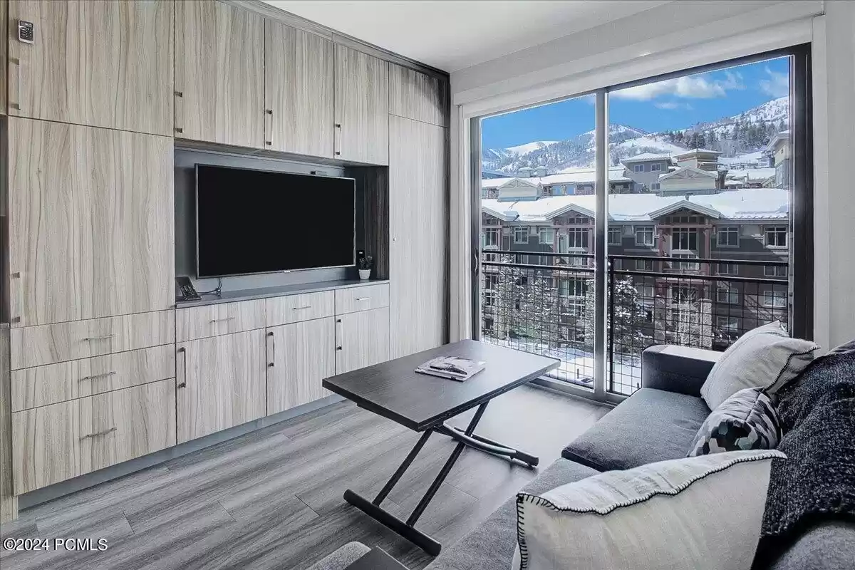 2670 Canyons Resort Drive Unit 420, Park City, Utah 84098