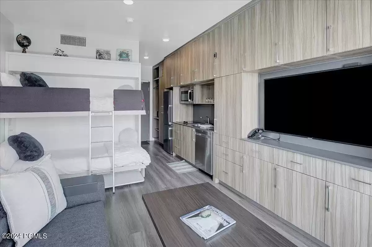 2670 Canyons Resort Drive Unit 420, Park City, Utah 84098