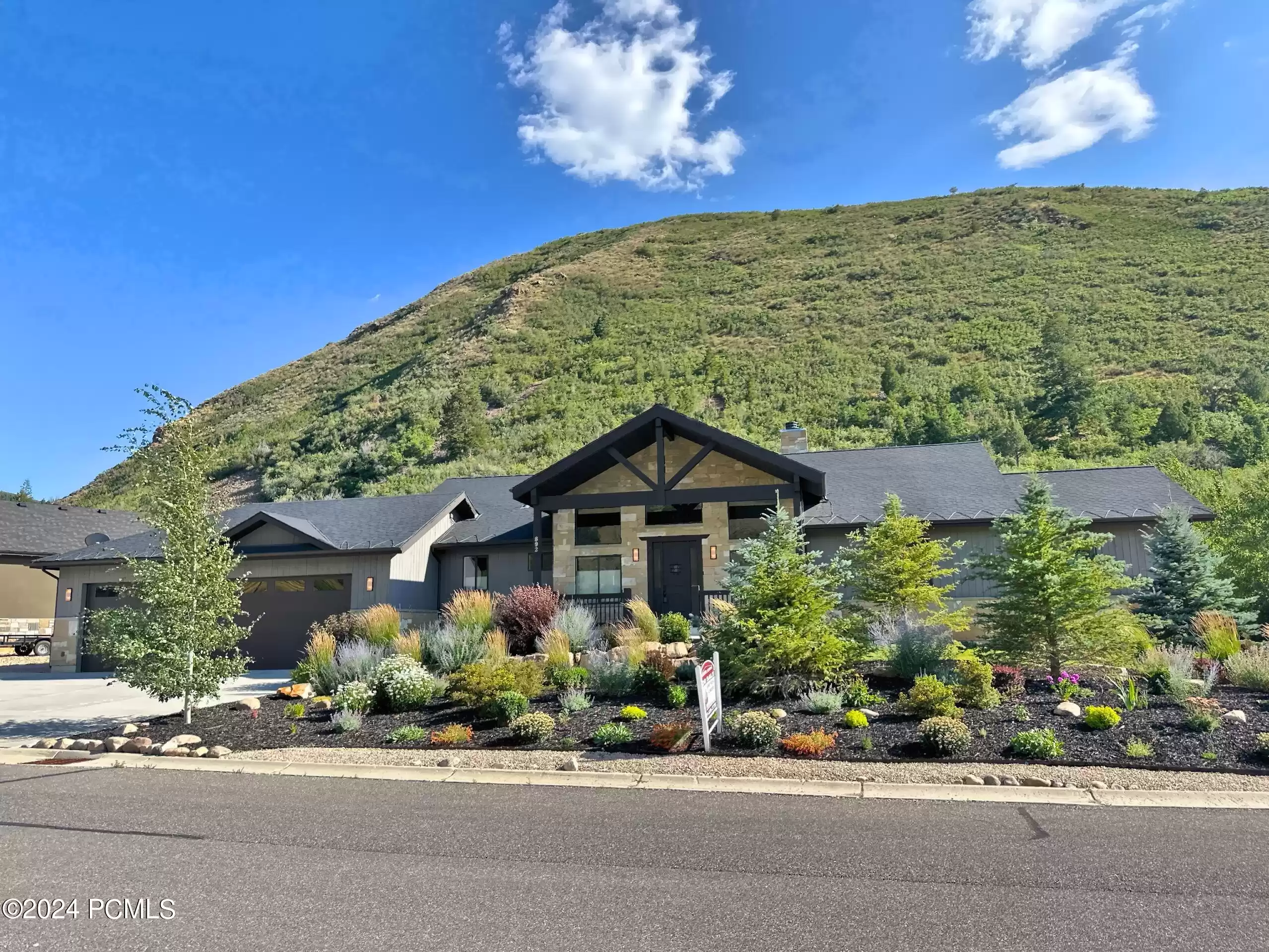 892 350, Kamas, Utah 84036