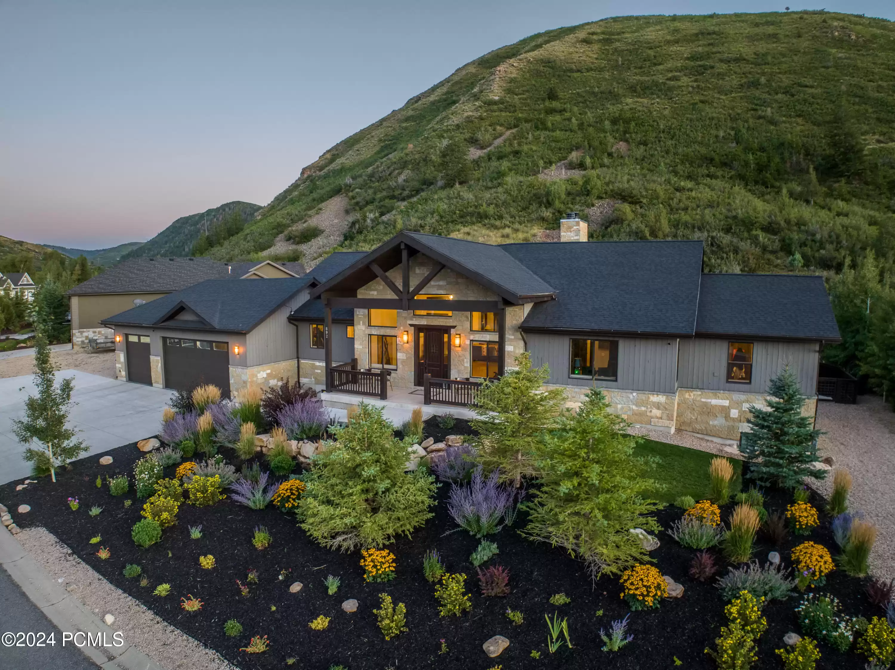 892 350, Kamas, Utah 84036