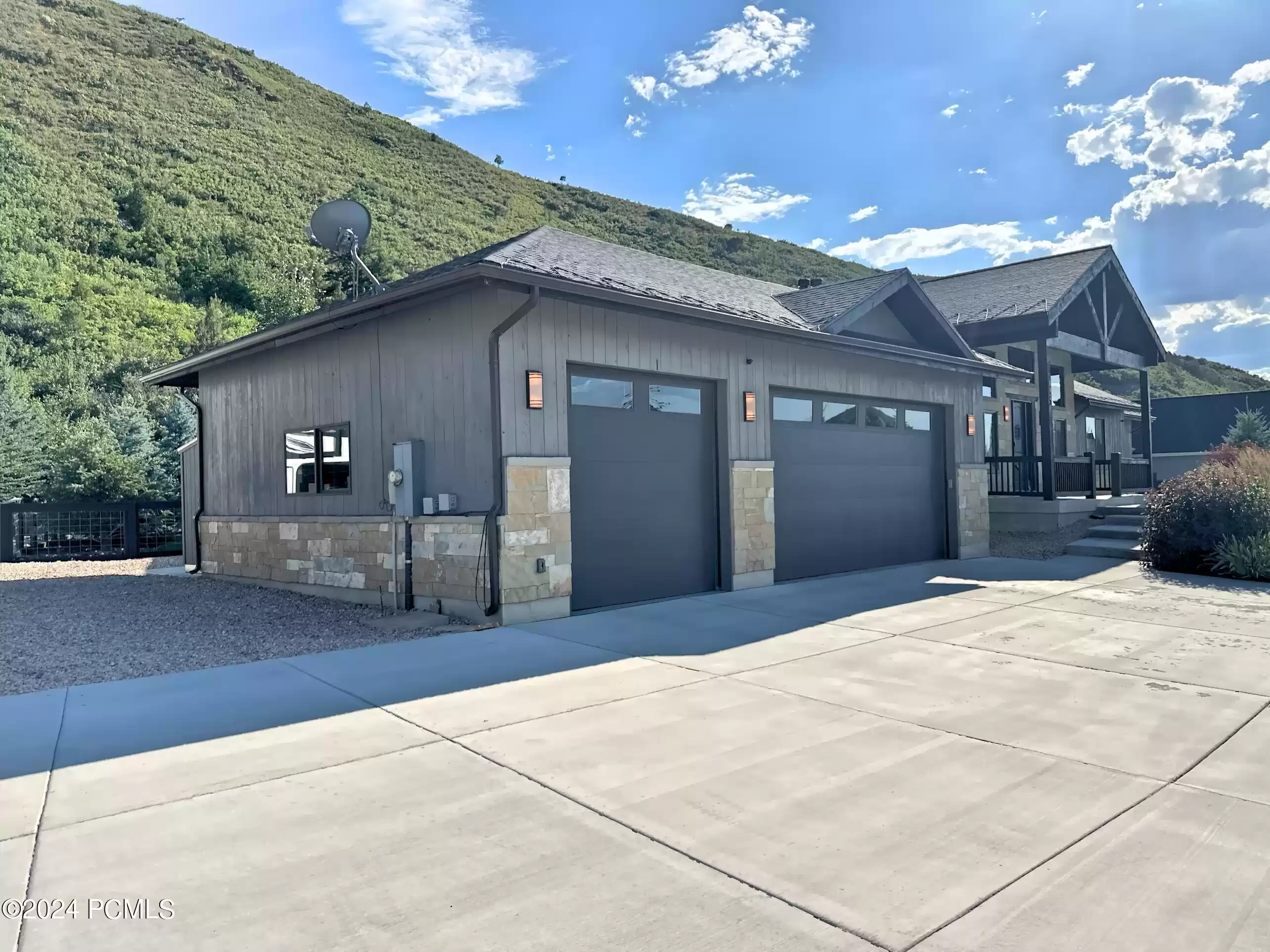 892 350, Kamas, Utah 84036