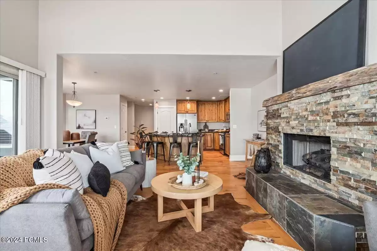 5231 Cove Canyon Drive Unit # A, Park City, Utah 84098