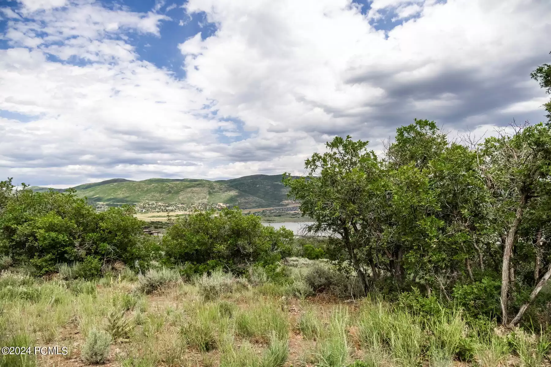 1624 Leo Court, Mayflower Mountain, Utah 84032