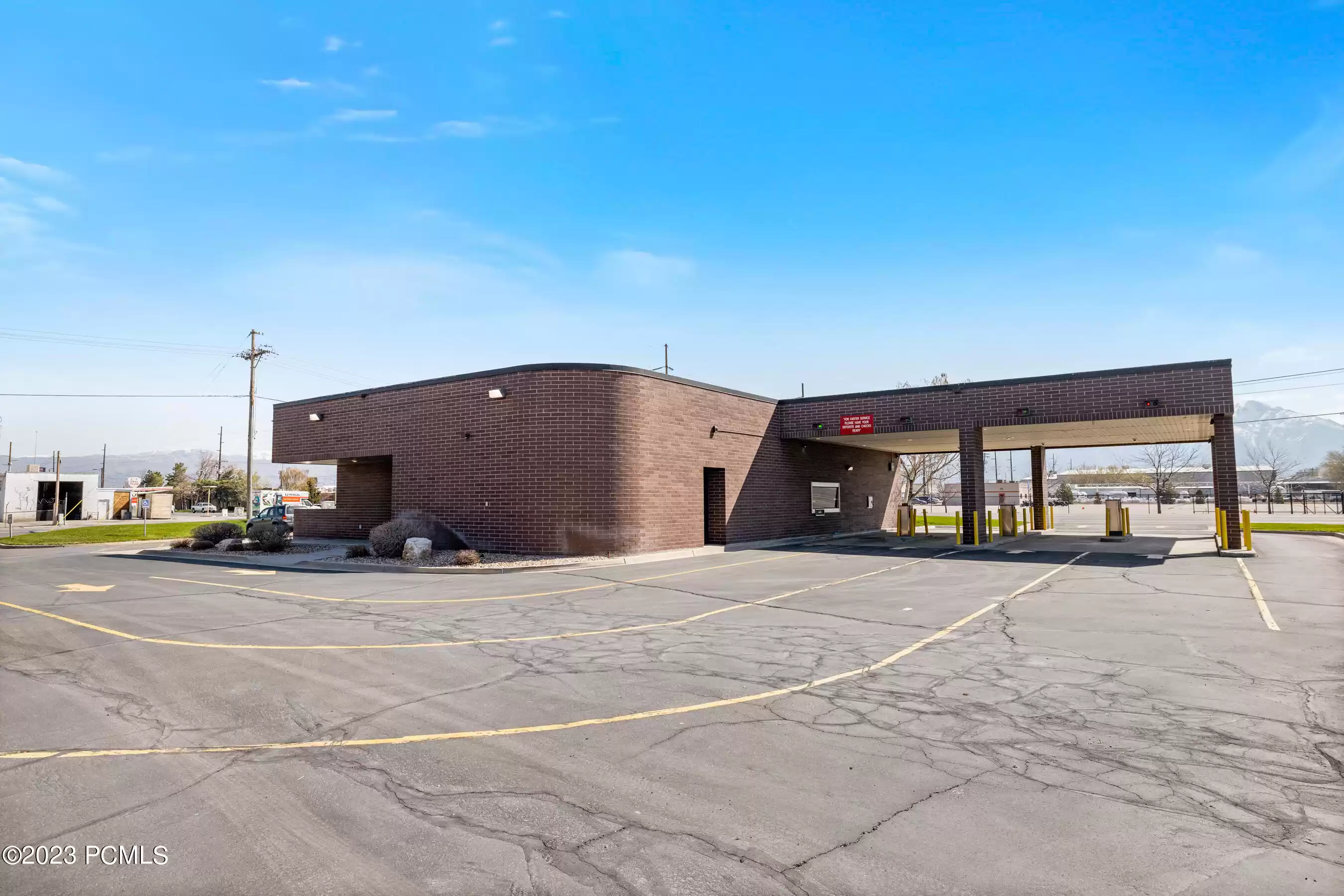 2714 S 300 West, Salt Lake City, UT 84115