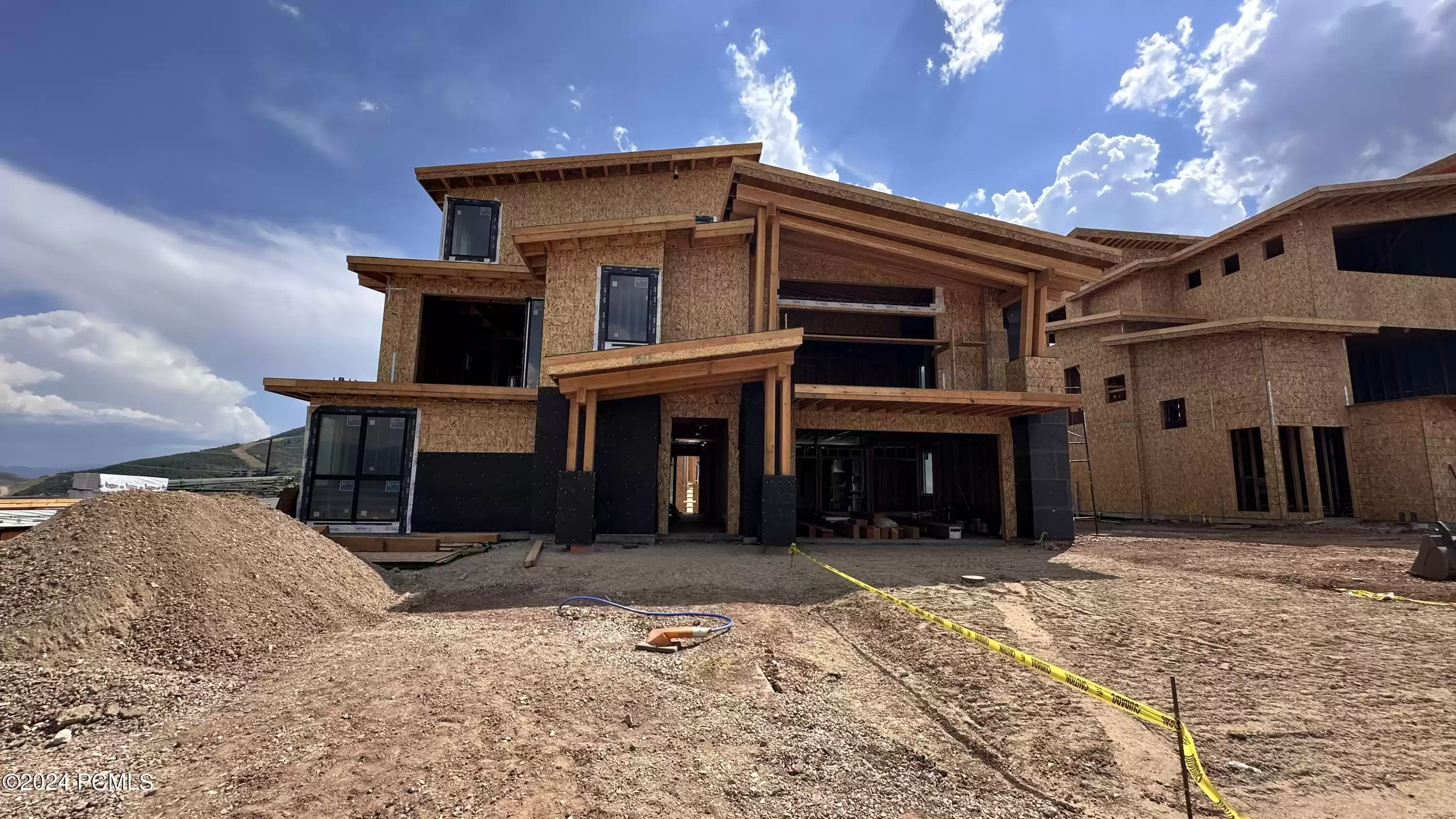 1935 W Mochila Circle, Mayflower Mountain, UT 84032