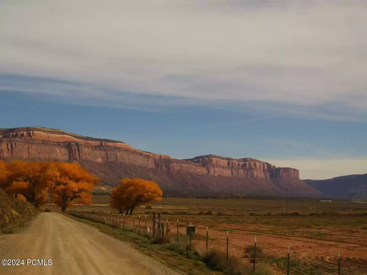 19300 T 5 County Rd Paradox, Co. Road, Other City - Usa, No 00000