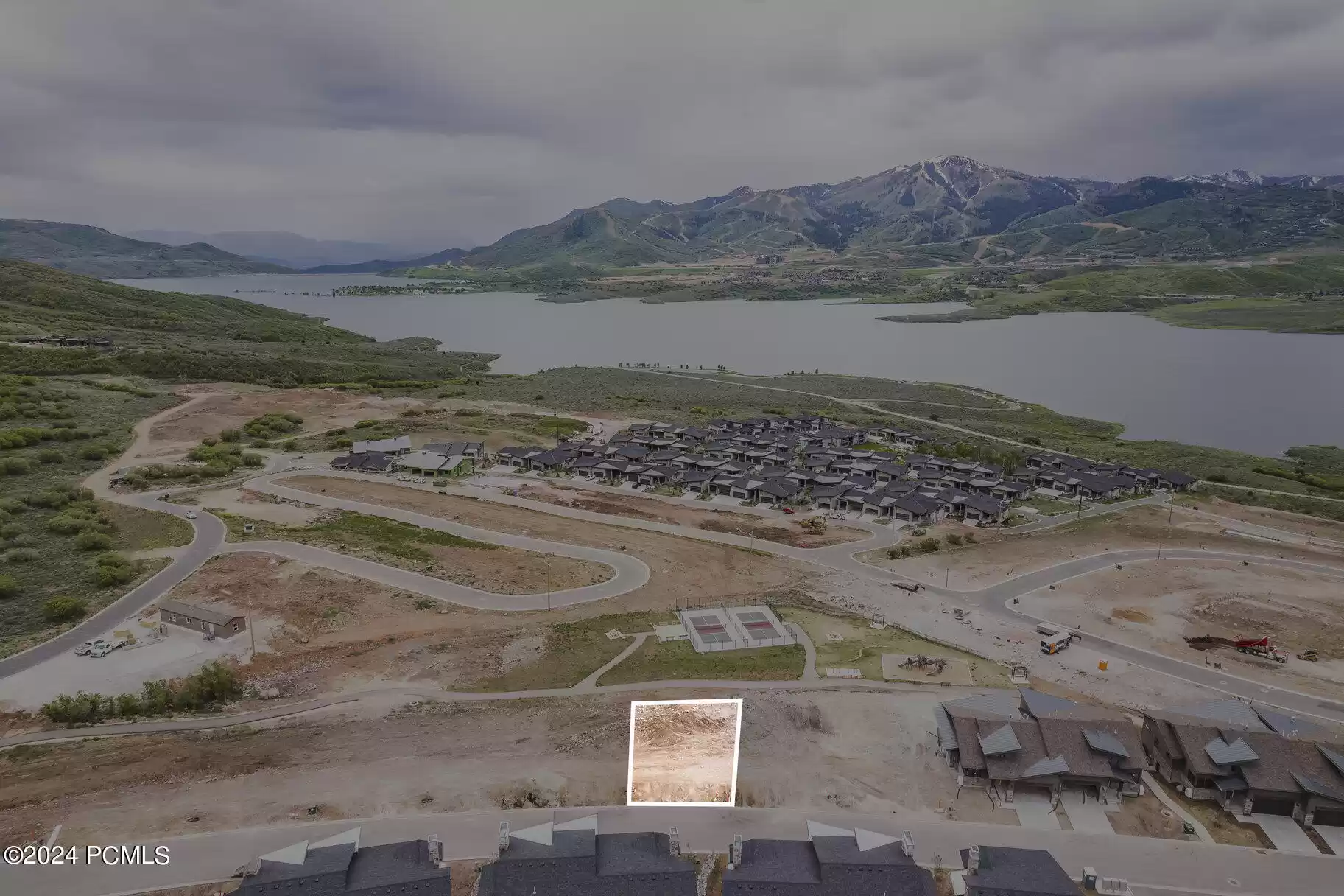 644 E Silver Hill Loop, Hideout, UT 84036