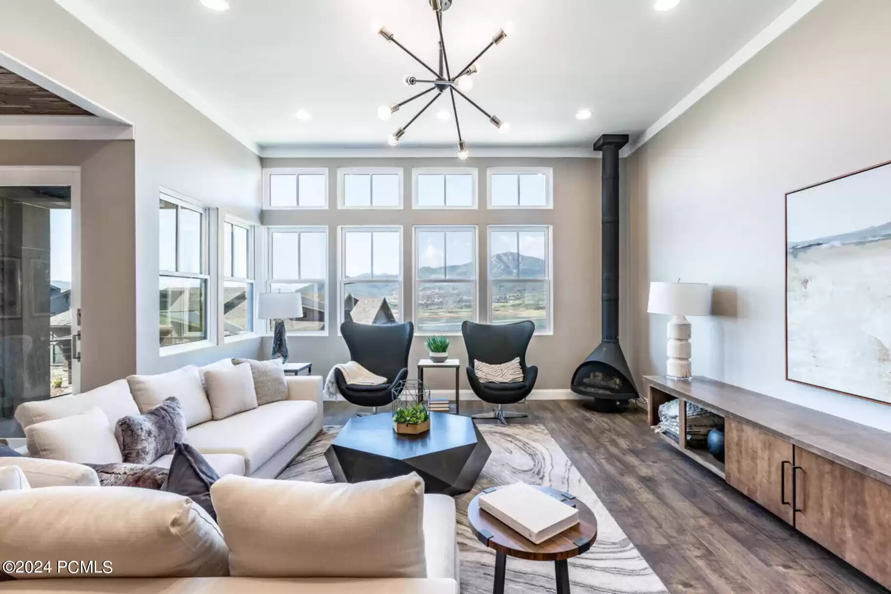 644 E Silver Hill Loop, Hideout, UT 84036