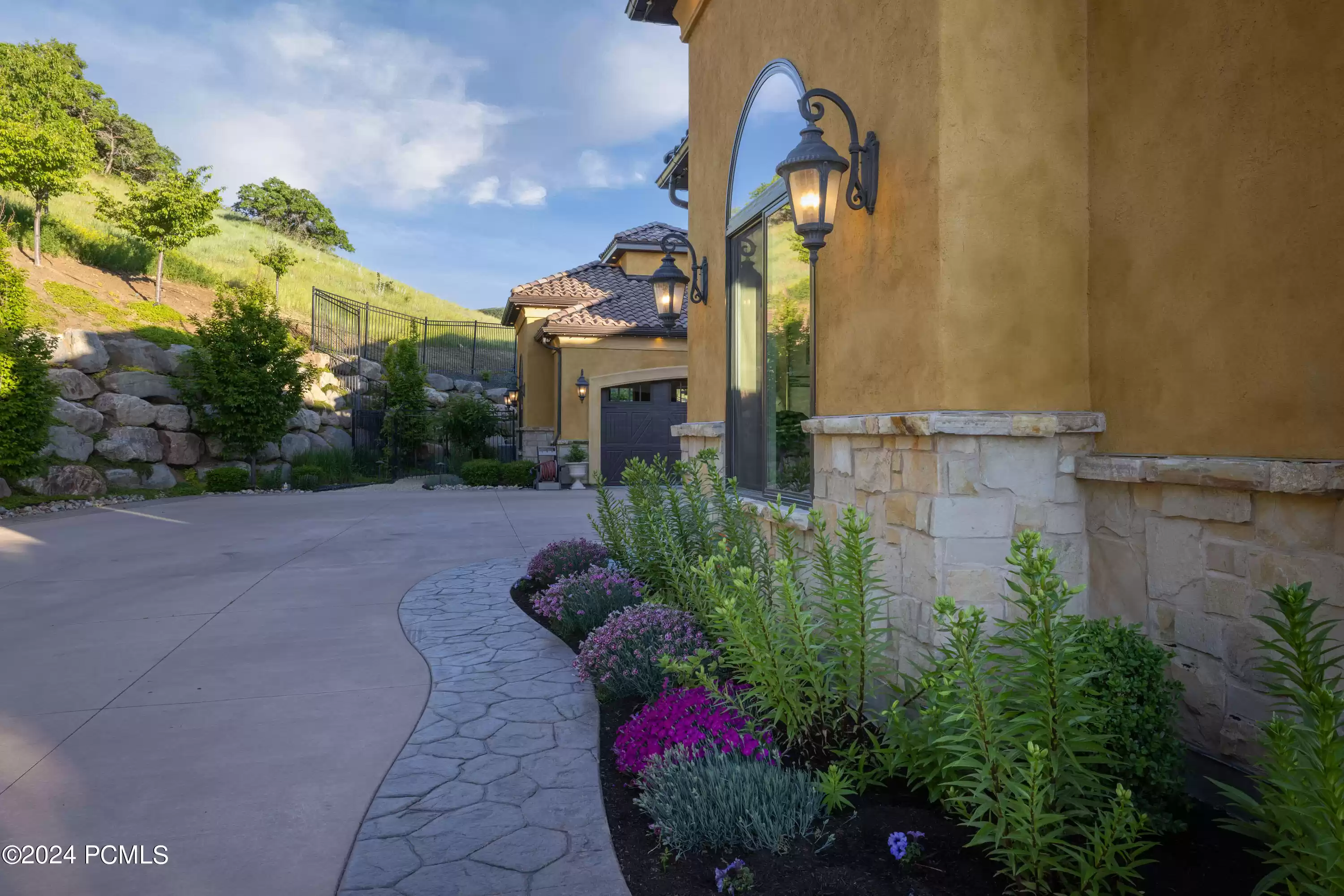 4757 Hidden Lake Drive, Bountiful, Utah 84010