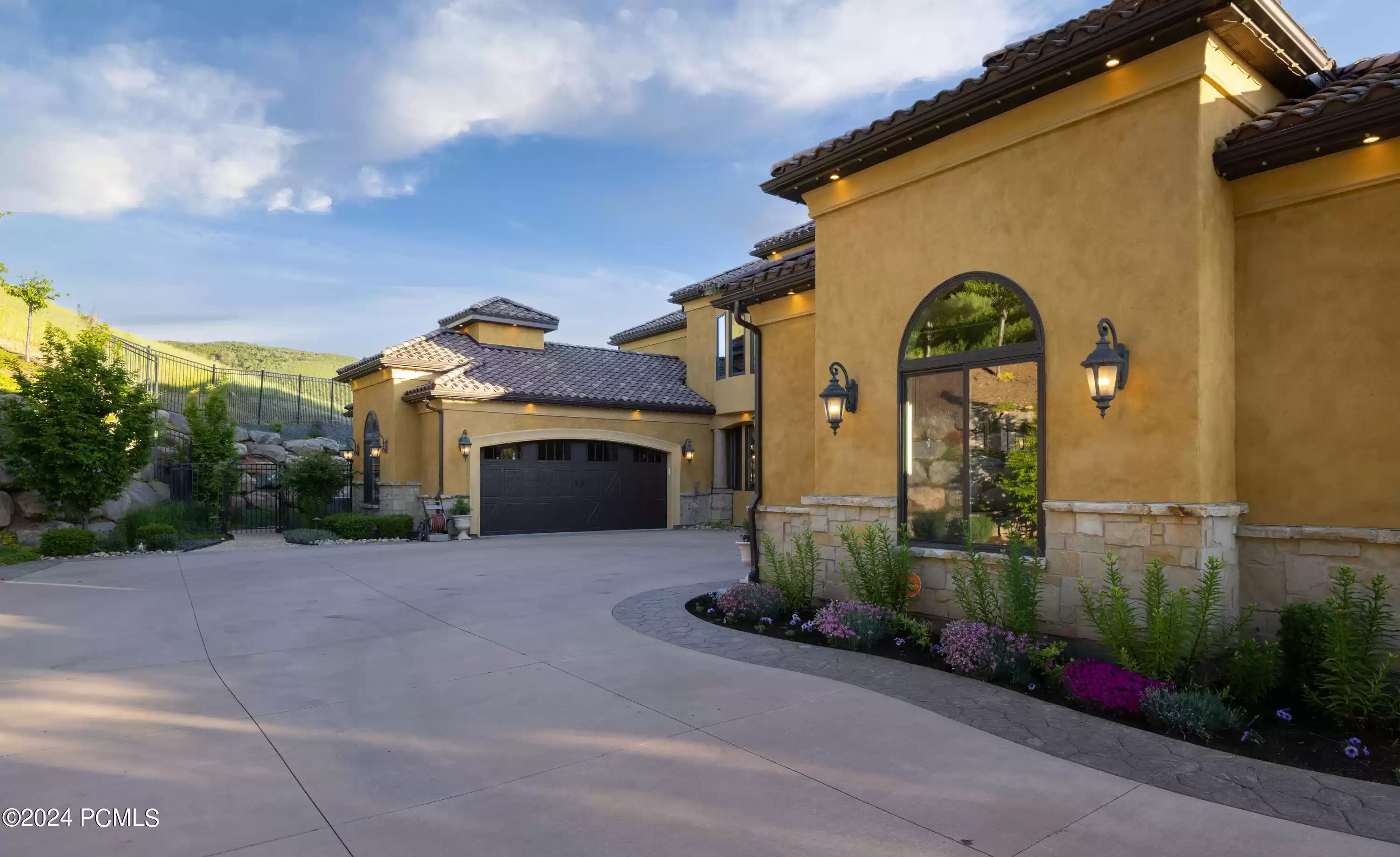 4757 Hidden Lake Drive, Bountiful, Utah 84010