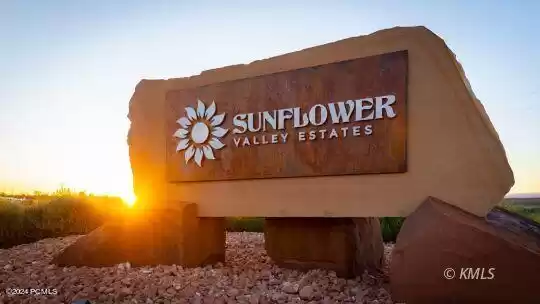 40 Star Gazer Circle, Kanab, Utah 84741